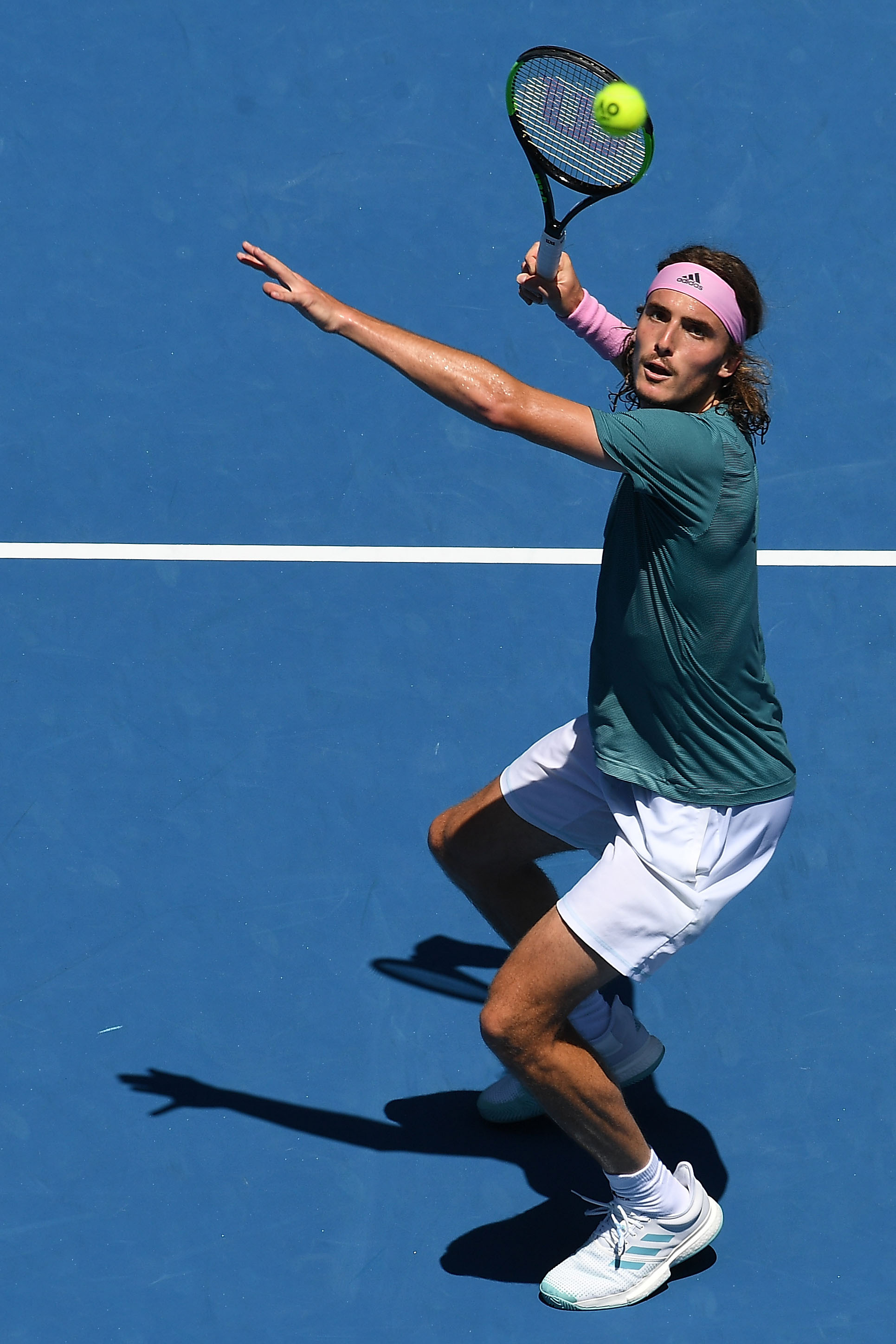 澳网力克美网，西西帕斯点燃赛场