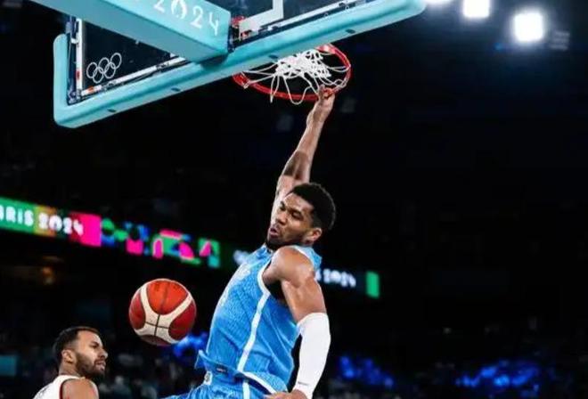 上海队碾压魔术，字母哥高光表现