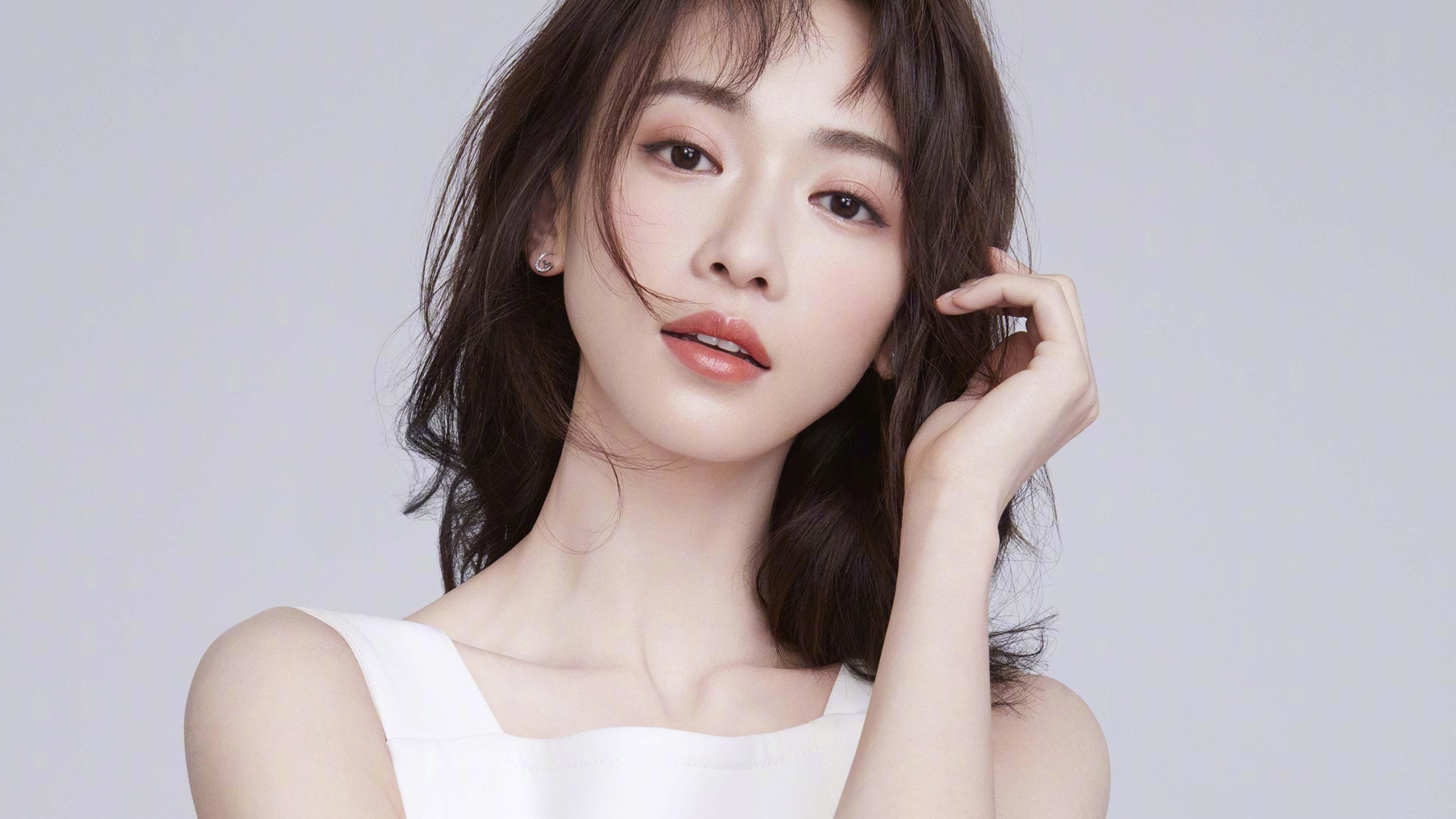 阿什拉夫化身红魔引擎！比利时战术革新横扫乌克兰，一场定义欧洲足球新格局的胜利