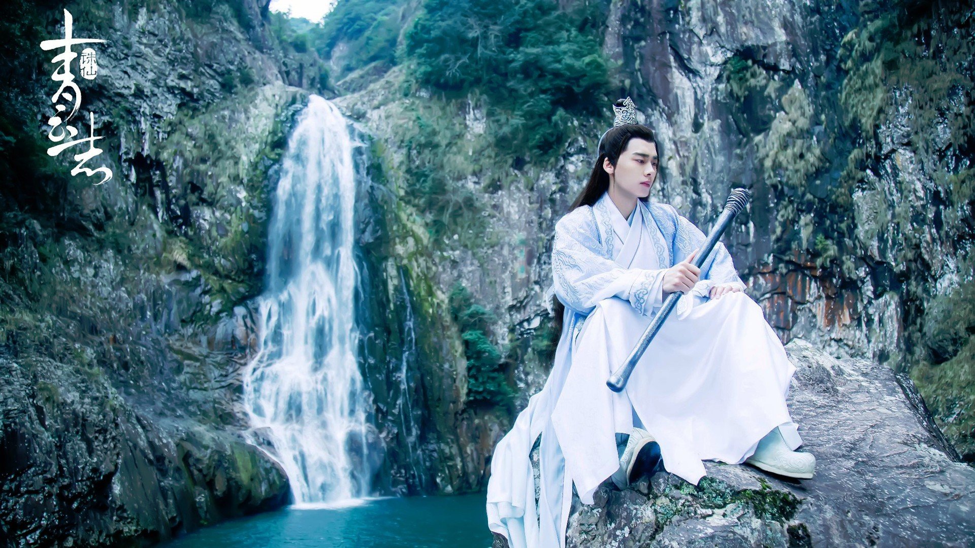 无界绿茵,利物浦的地理封锁与迪巴拉的欧冠接管,足球如何重绘身份地图?