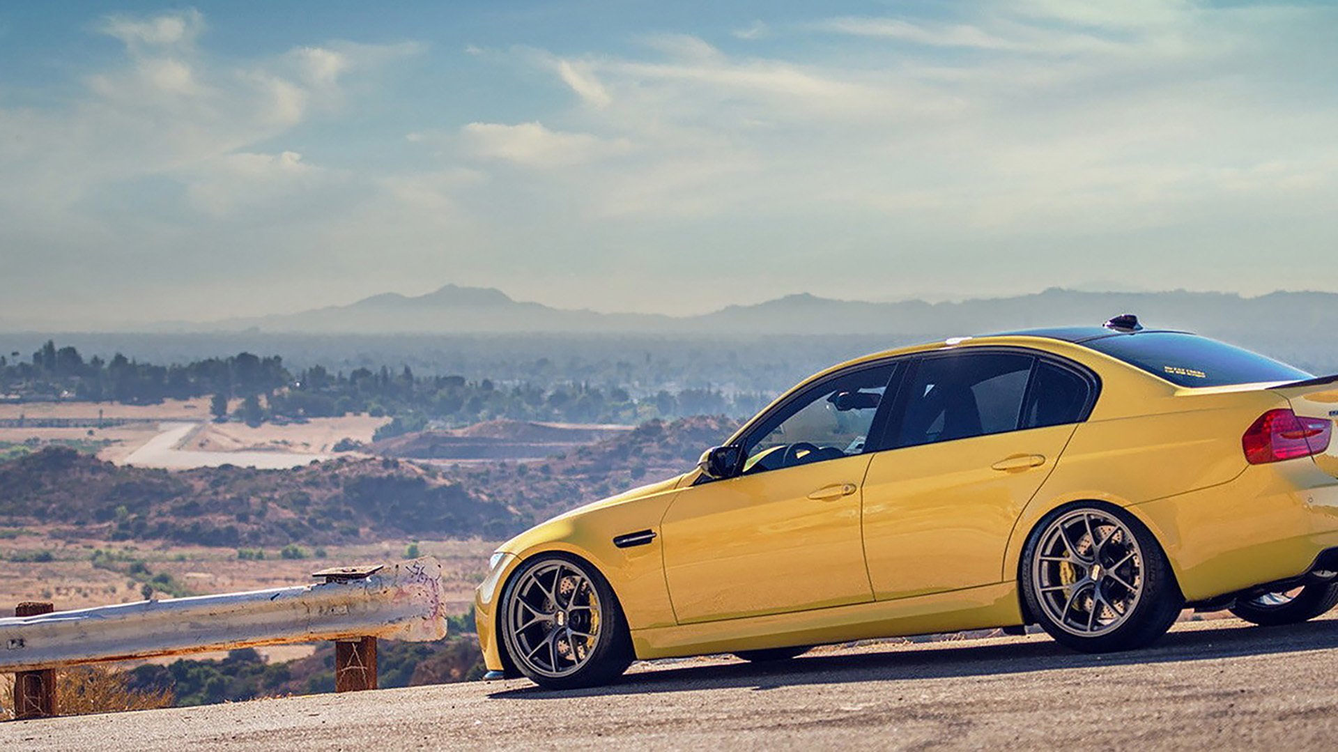 迪亚斯的双线传奇,从国家队生死战到欧冠舞台的统治时刻