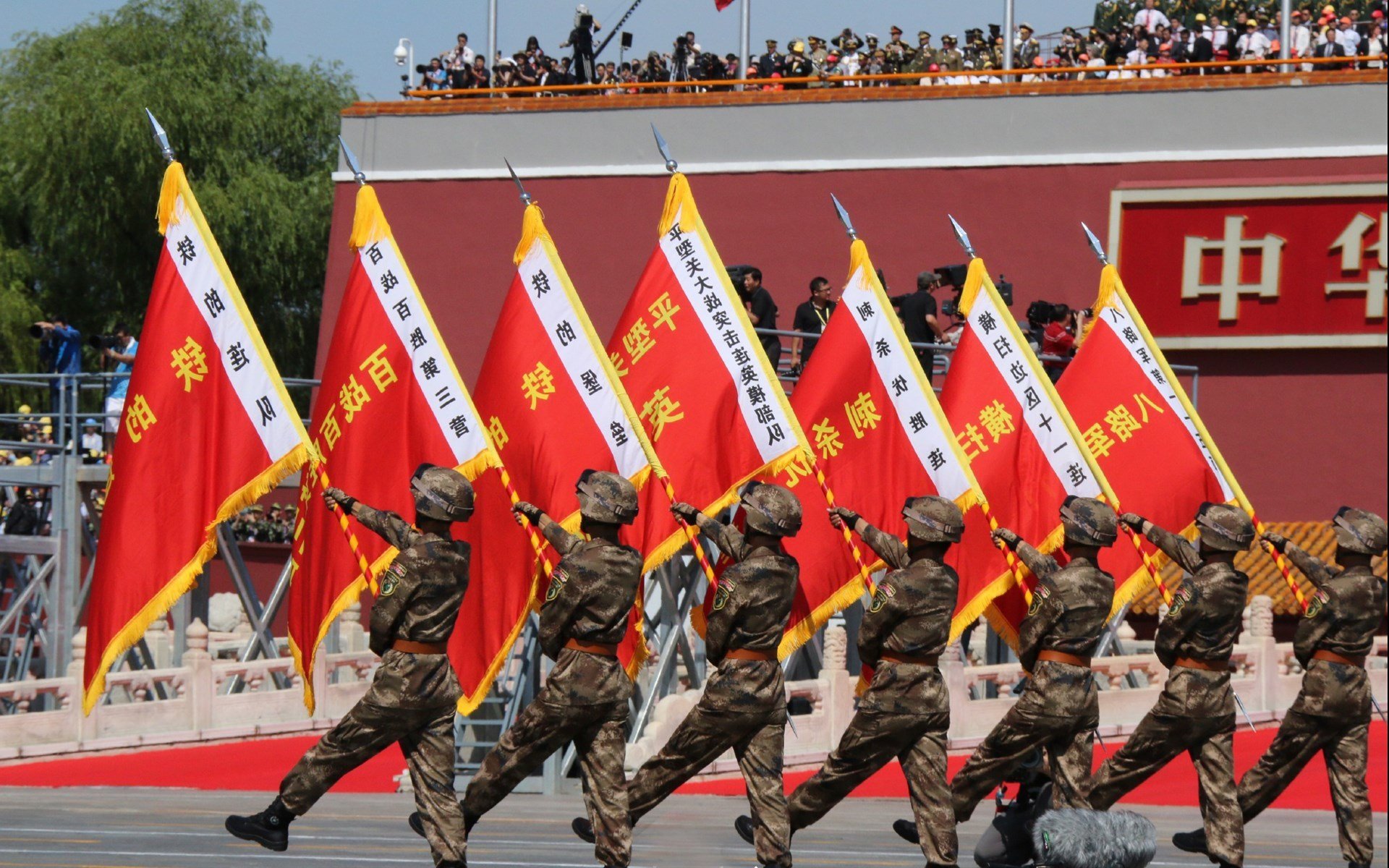 跨界降维打击！范戴克率虚拟突尼斯队征服NBA季后赛