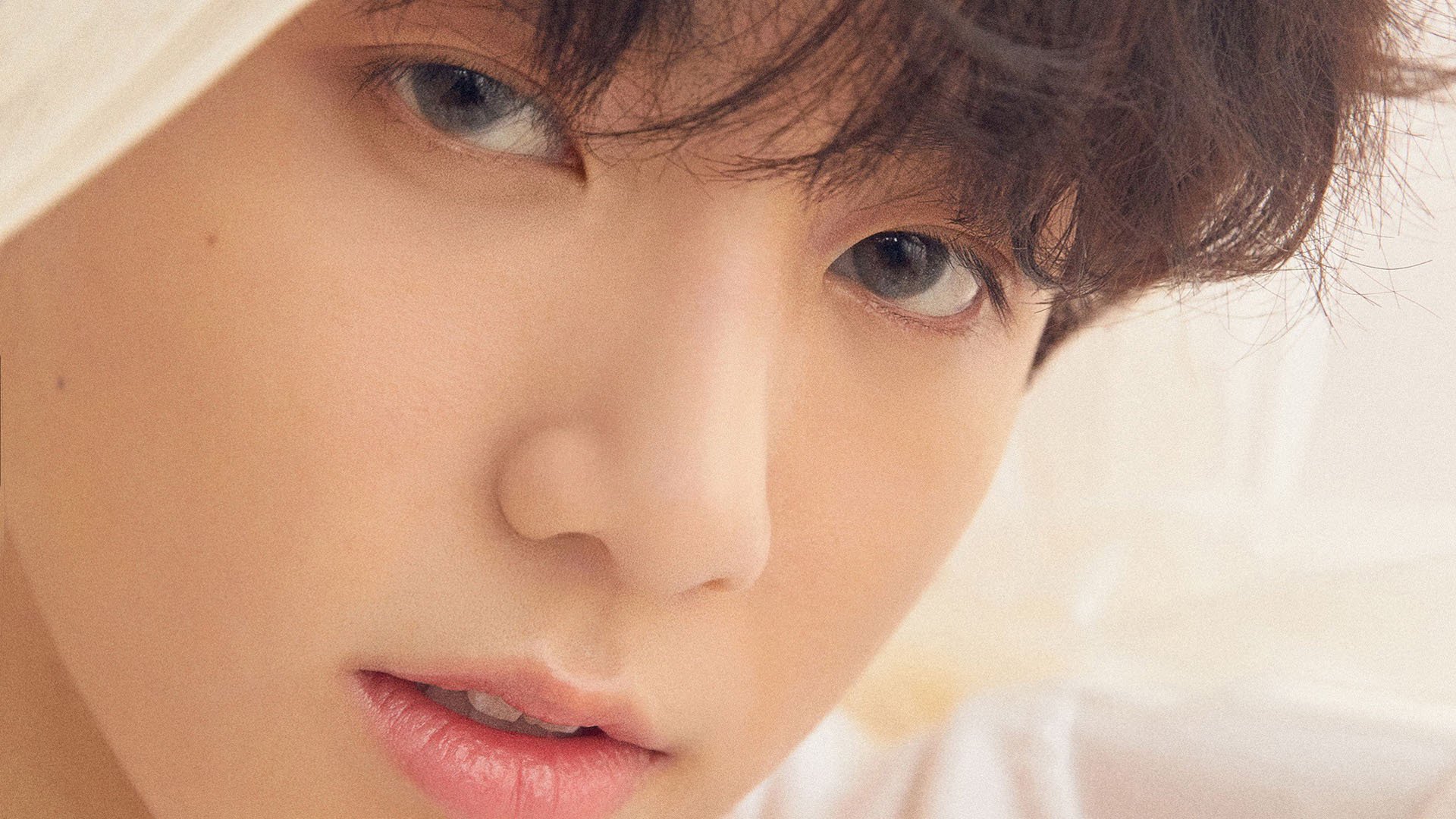 爱游戏-银箭与铁幕，当F1的街道轰鸣，遇上尼斯的封锁乌克兰